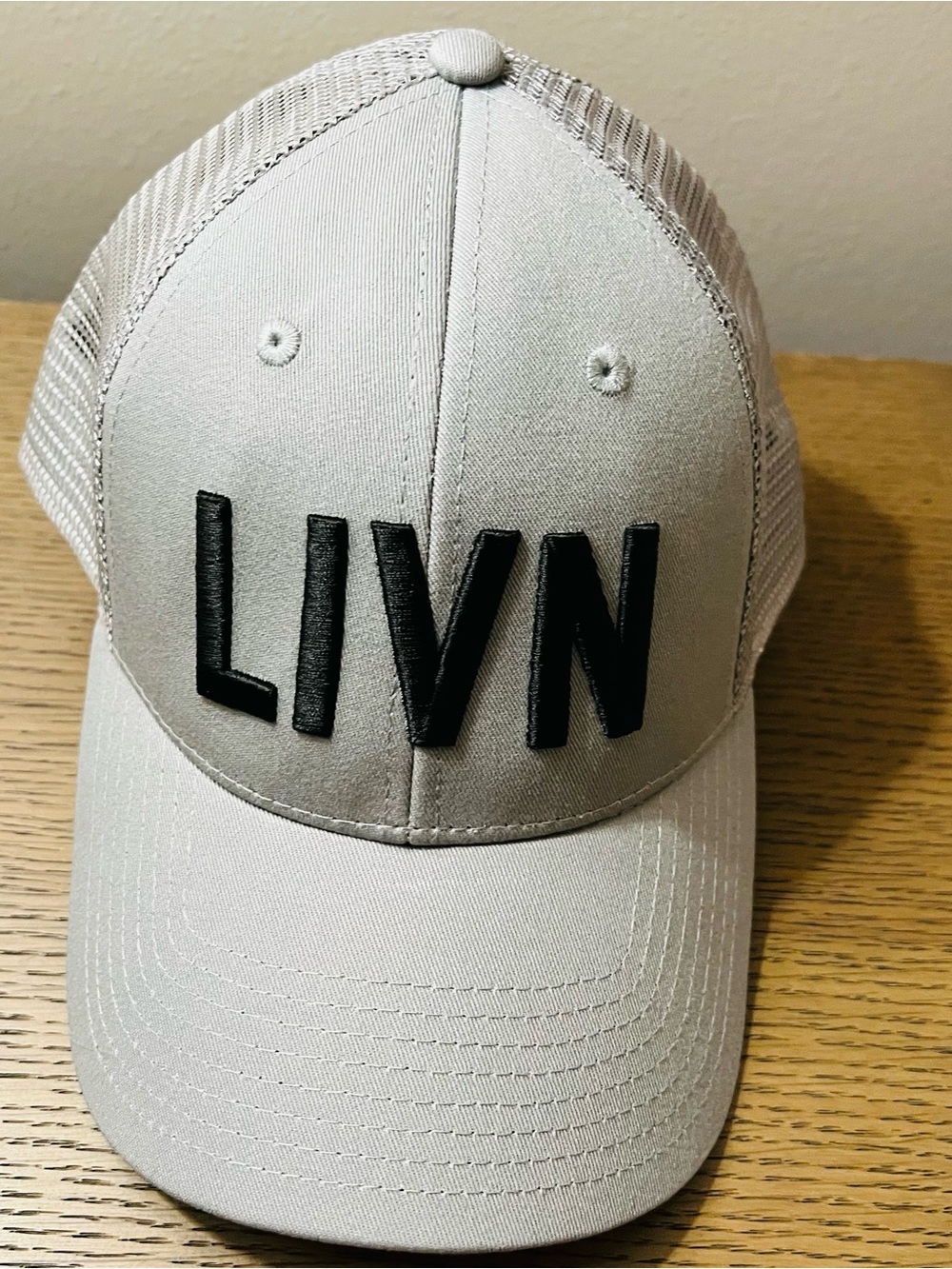 George Strait  Brand New LIVN Embroidered Mesh-Back  Cap in Light Grey and black